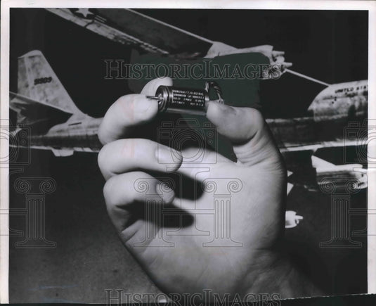 1955 General Electric's Smallest Electric Motor Used in Aircraft-Historic Images