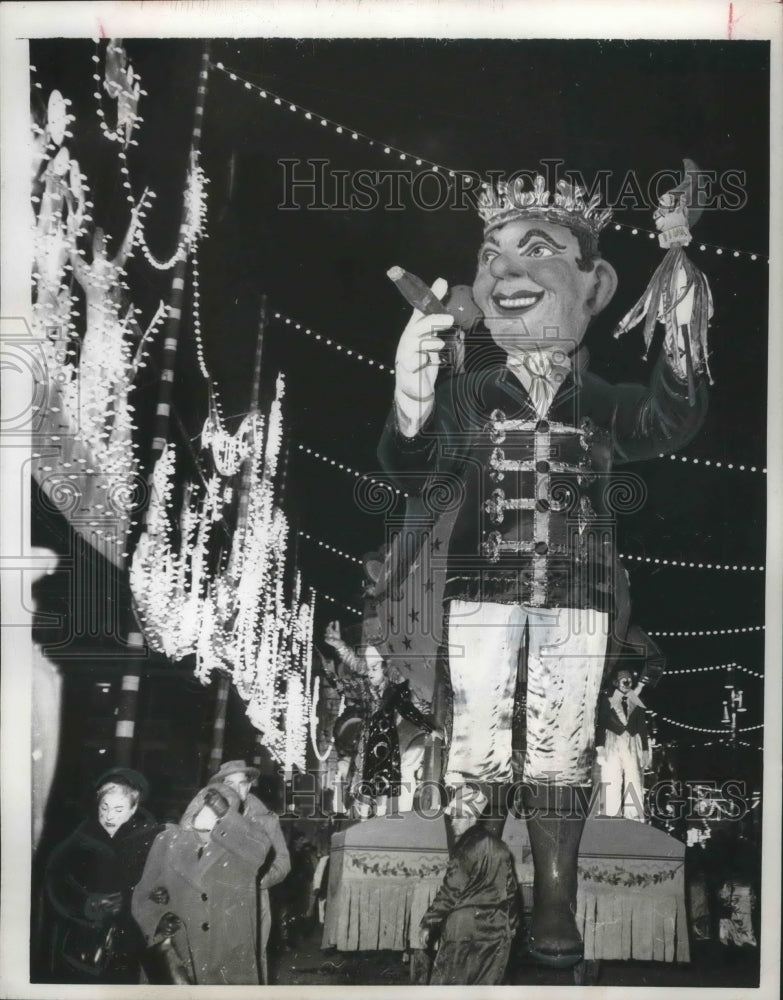 1953 Press Photo "King Carnival" at Nice, France's annual carnival - mjx37369-Historic Images