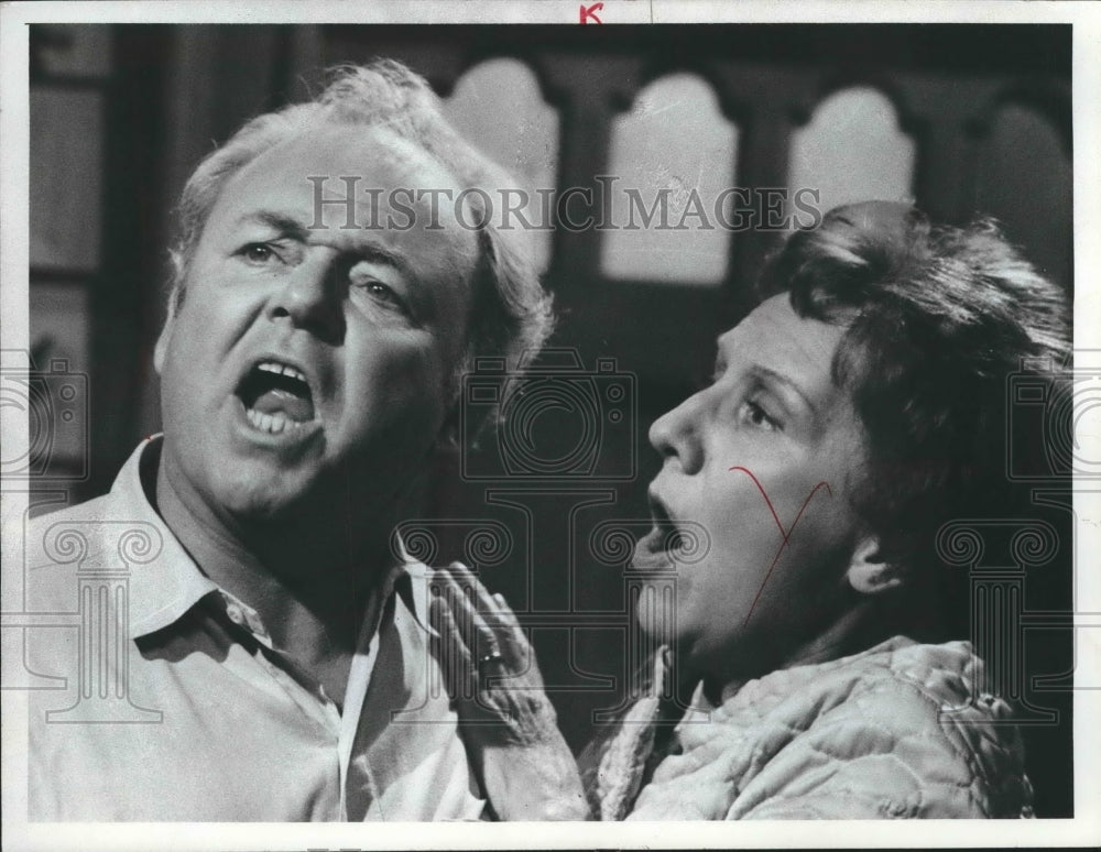 1973 Press Photo Actors Carroll O&#39;Connor, Jean Stapleton in &quot;All in the Family&quot;-Historic Images