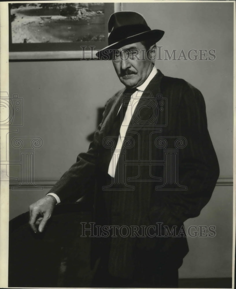 1959 Press Photo Actor Adolphe Menjou in "Storm of Violence" - mjx39333-Historic Images
