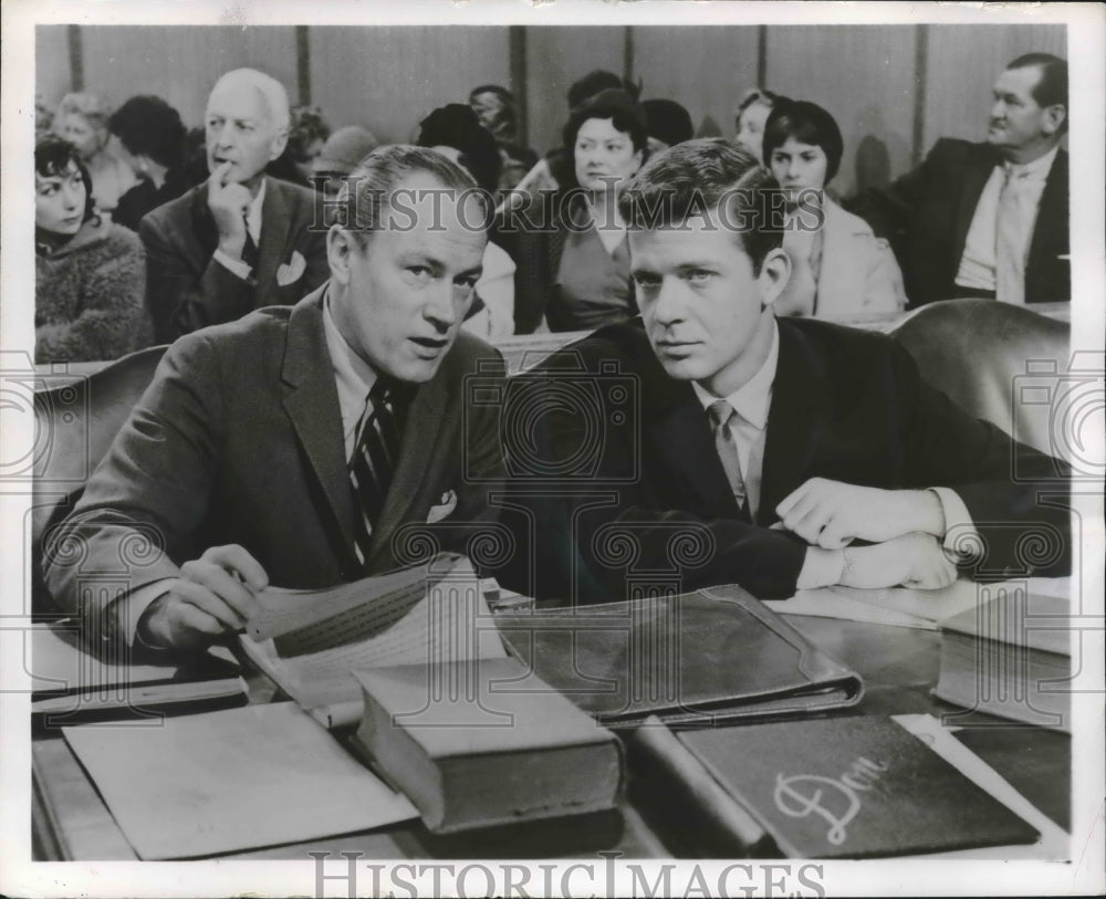1963 Marshall and Legal Aide Robert Reed - Historic Images