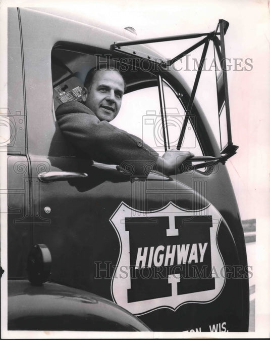 1962 Press Photo Governor Gaylord Nelson campaigning for Senate seat in Wis.-Historic Images