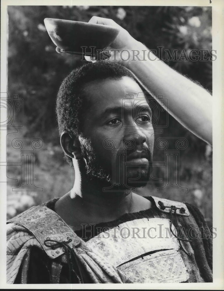 1985 Press Photo Ben Vereen plays Ethiopian official in NBC&#39;s mini-series &quot;A.D.&quot; - Historic Images