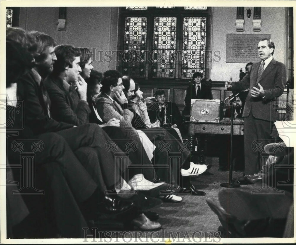 1978 Press Photo Richard Nixon speaks at Oxford University in Oxford, England.-Historic Images