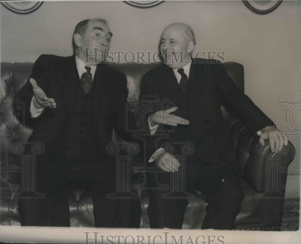 1937 Press Photo Speaker Bankhead congratulating new Majority Leader Sam Rayburn - Historic Images