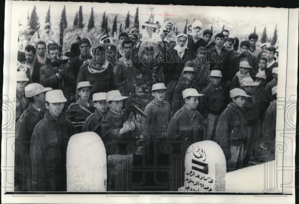 1969 Press Photo Arab youth group in anti-Israeli demonstration, Amman, Jordan - Historic Images
