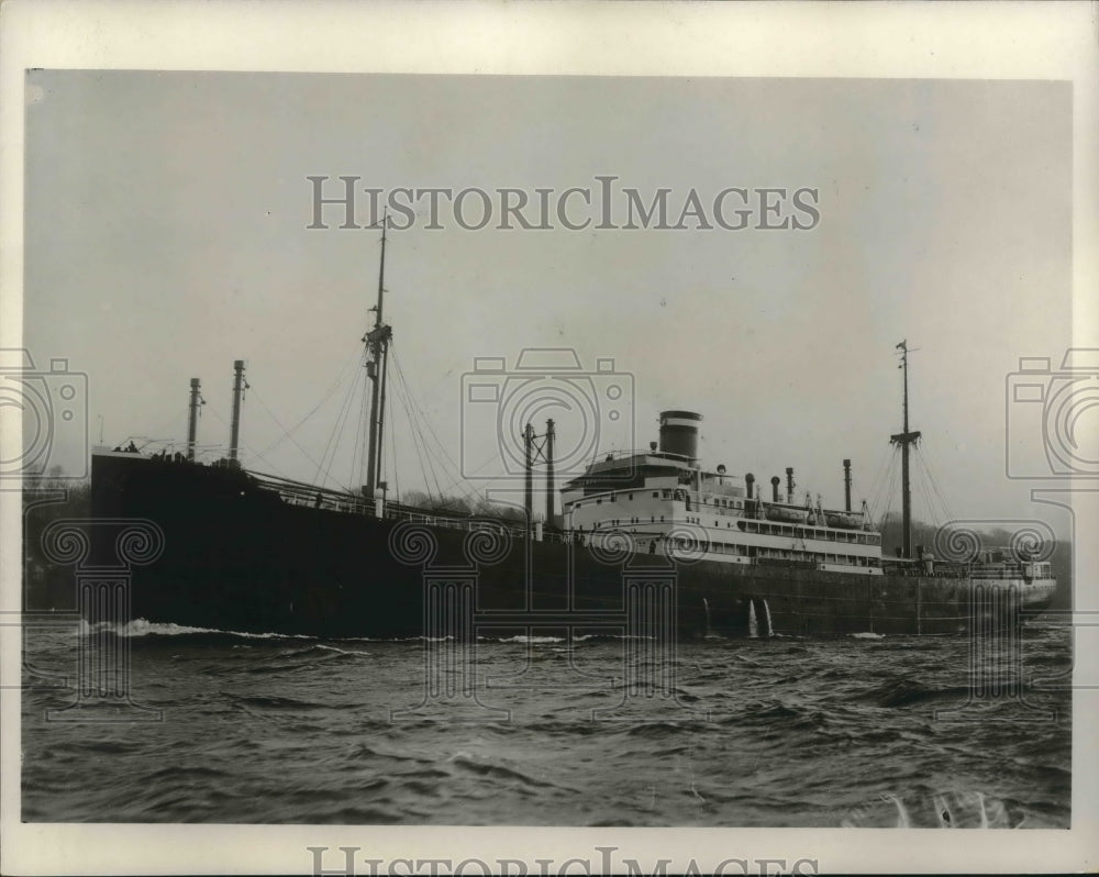 1929 View of the S.S. San Francisco Ship of Hamburg-American Line. - Historic Images