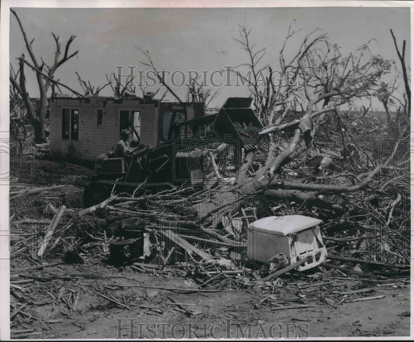 1955 Press Photo Tornado nearly wiped out Udall, Kansas. - mjx43731 ...