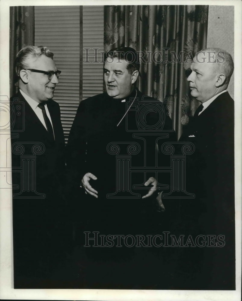 1969 Dave Runge, religion editor for the Journal at conference-Historic Images