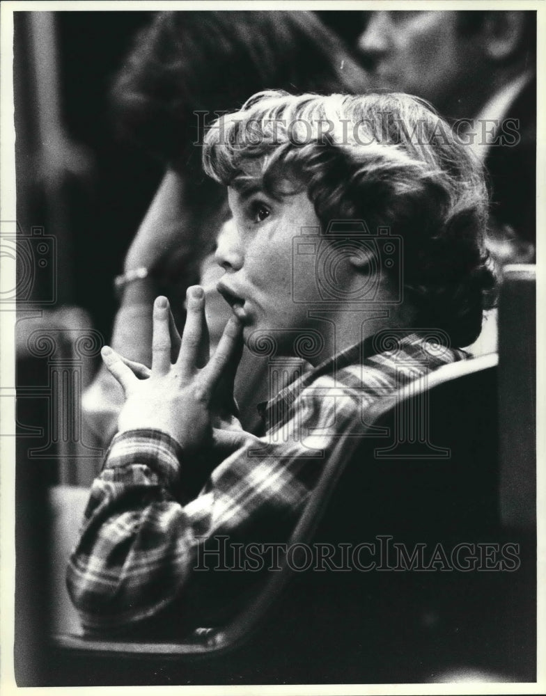 1981 Kasey Segraves listens as his father challenged the courts.-Historic Images
