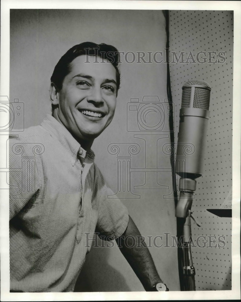 1962 Press Photo Musician Mark Rydell recording his song