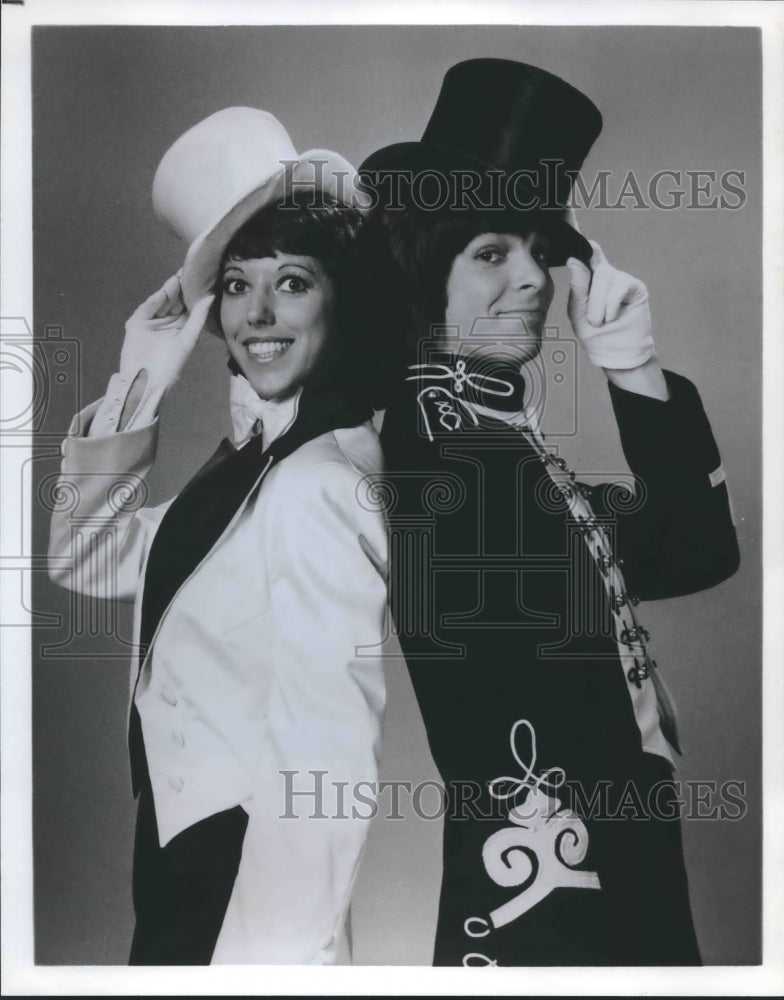 1976 Mimes Shields and Yarnell set for premiere on "Mac Davis Show".-Historic Images