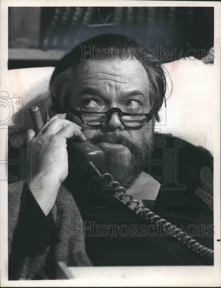 Press Photo Orson Welles stars in &quot;The Man Who Came To Dinner.&quot; - mjx44839-Historic Images