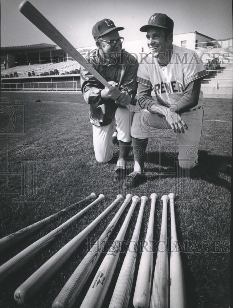 1971 Milwaukee Brewer&#39;s Harvey Kuenn talks with Mike Hegan at camp-Historic Images