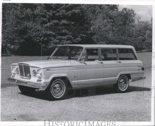 1962 Press Photo All new Jeep Wagoner - mjx45782-Historic Images