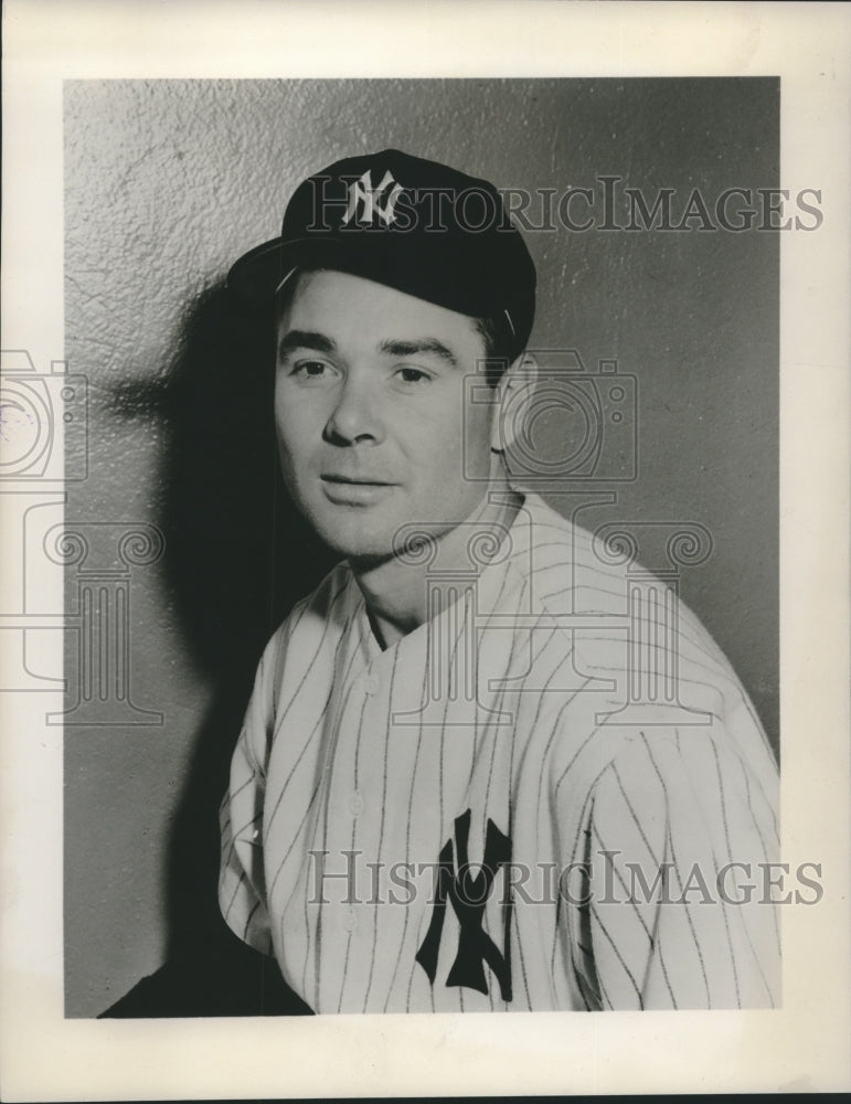 1956 Press Photo Tom Sturdivant of the New York Yankees. - mjx46102- Historic Images