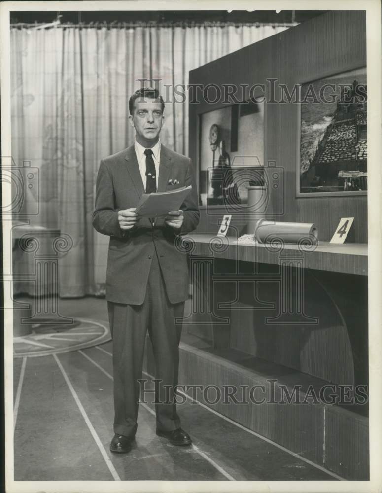 1967 Press Photo Chet Huntley news reporter for NBC-TV. - Historic Images