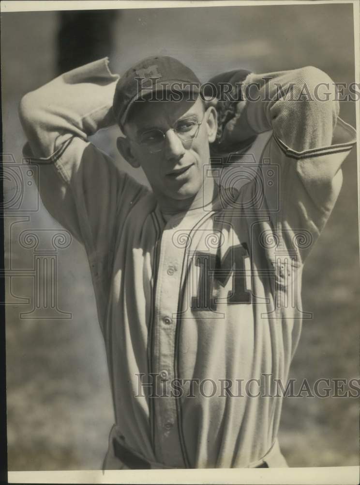 1936 Press Photo Tony Sims Prepares to Throw Baseball- Historic Images