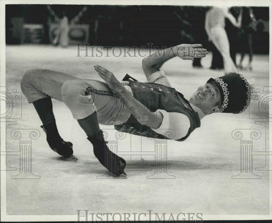 1976 62 year old Werner Groebil performers in the Ice Follies. - Historic Images