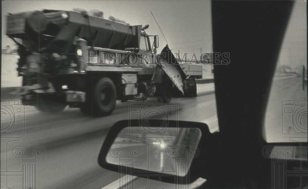 1985 Car Passes Salt Truck on Freeway, Milwaukee, Wisconsin - Historic Images