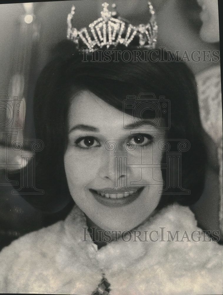 1963 Press Photo Miss Wisconsin, Barbara Bonville - mjx53810 - Historic Images
