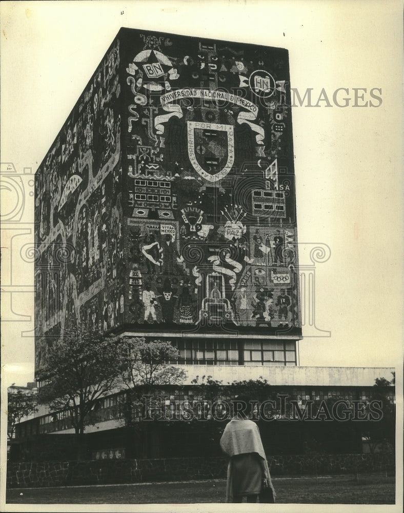 1968 Mural on library building at National university, Mexico City - Historic Images