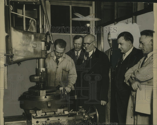 1930 Press Photo Open house at the Milwaukee Trade and Technical High School- Historic Images