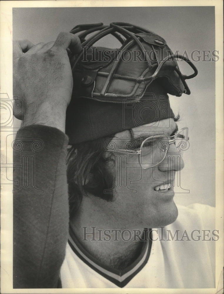 1974 Darrell Porter as a young Milwaukee Brewer, Baseball - Historic Images