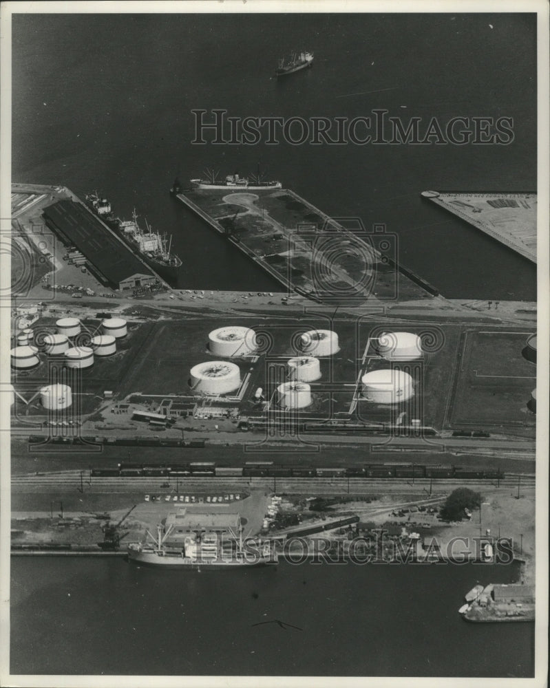 1955 Aerial view of overseas ships docked in Milwaukee harbor - Historic Images