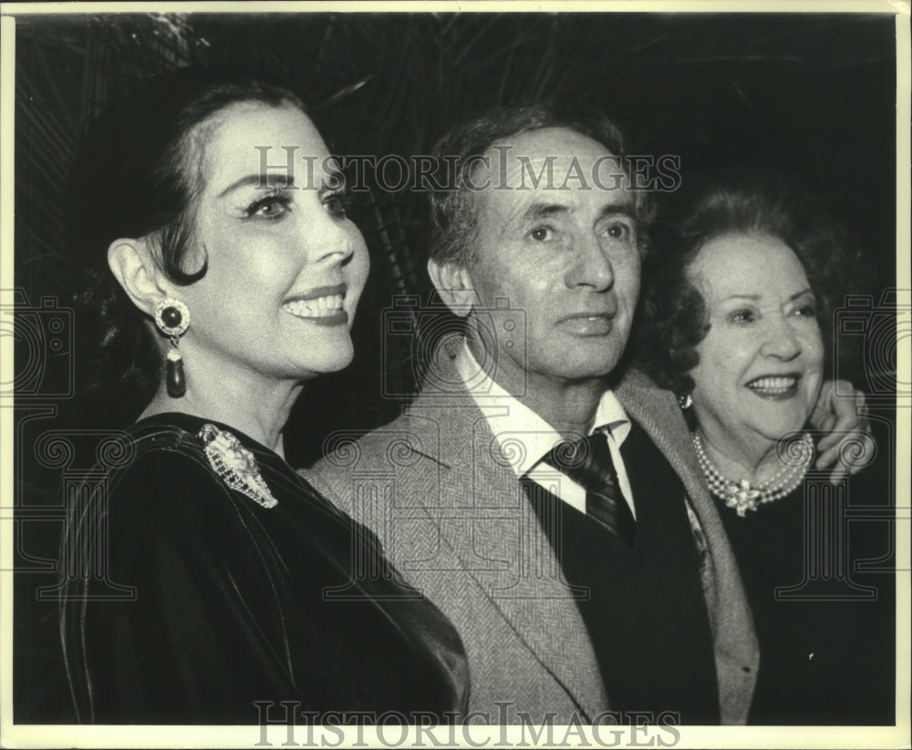 1981 Press Photo Joey Bishop, celebrates opening night of "Sugar Babies" play- Historic Images