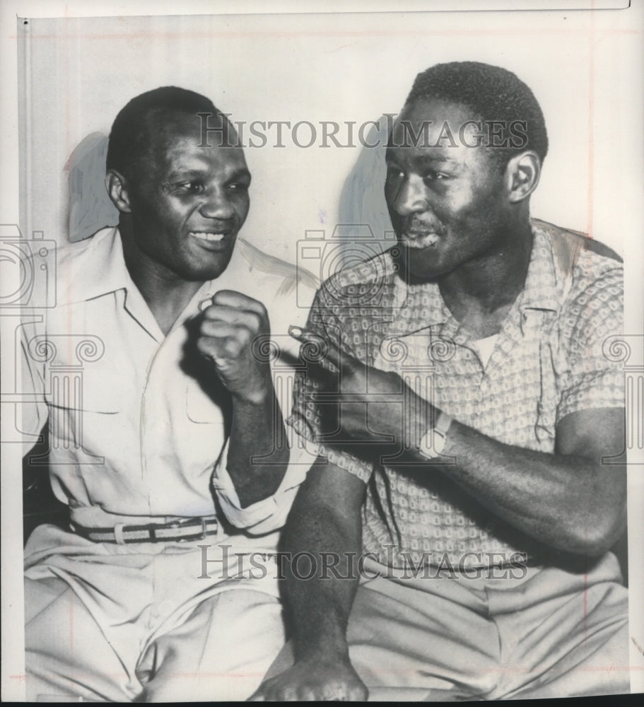 1951 Heavyweight boxing champ Jersey Joe Walcott and Ezzard Charles - Historic Images