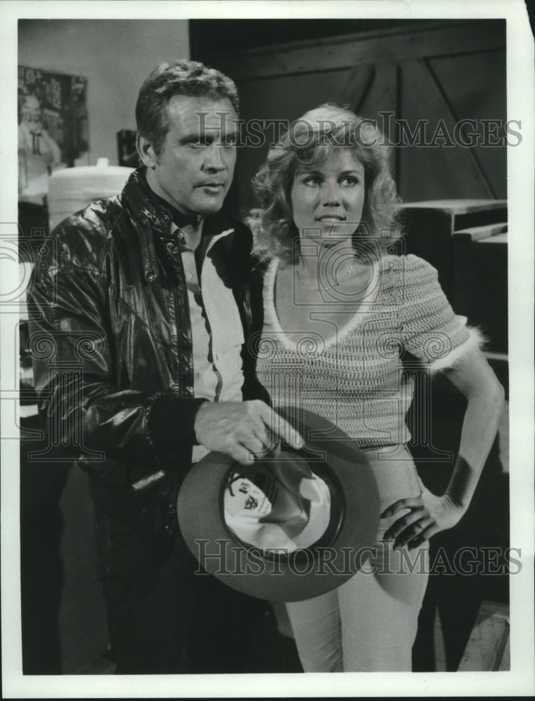 1983 Press Photo Lee Majors & Jourdan Fremin in "The Fall Guy" - mjx60486- Historic Images