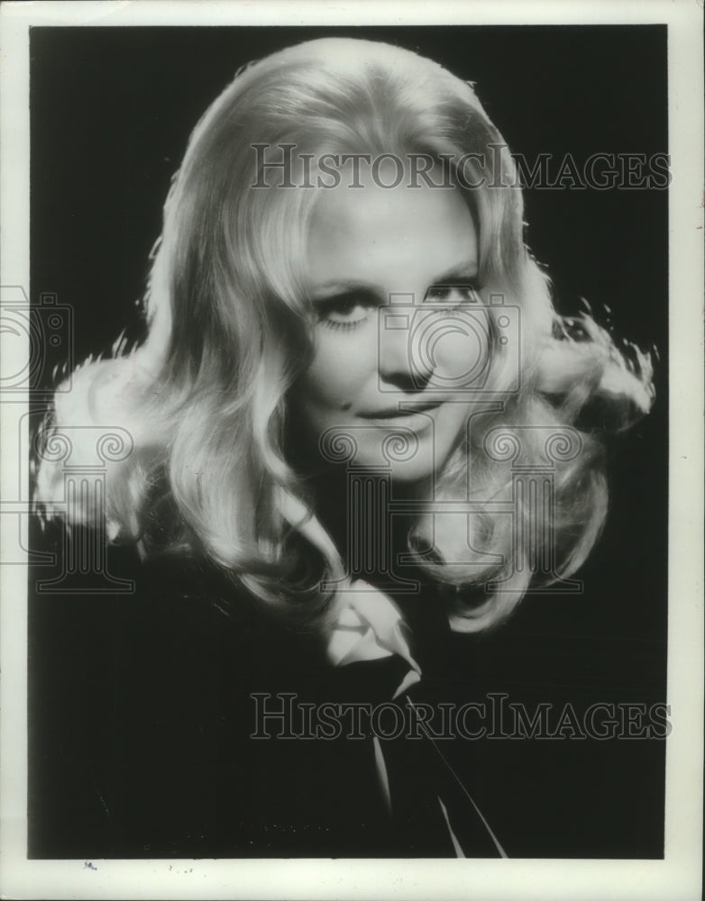 1972 Early picture of singer Peggy Lee - Historic Images