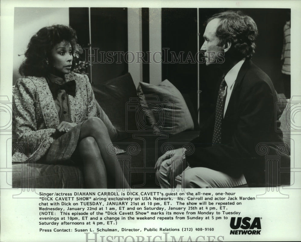 1986 Press Photo Dick Cavett interviews singer-actress Diahann Caroll - Historic Images