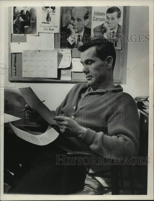 1963 Press Photo Actor Johnny Carson - Historic Images