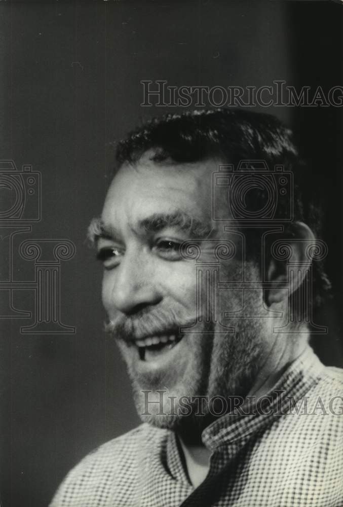 1964 Press Photo Actor Anthony Quinn - Historic Images