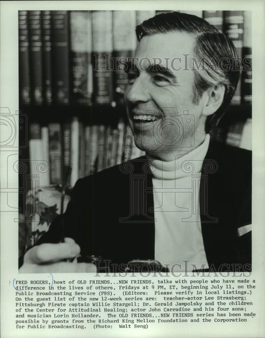 1980 Host Fred Rogers In "Old Friends...New Friends" - Historic Images