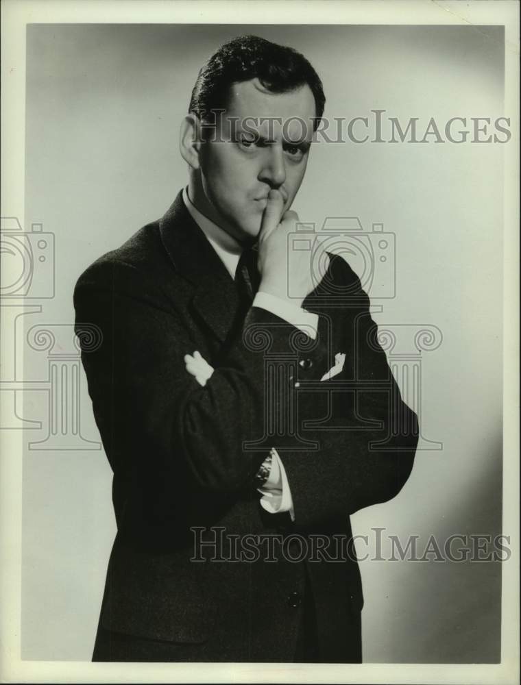 1965 Tony Randall Guest Star-Hosts &quot;The Hollywood Palace&quot; - Historic Images