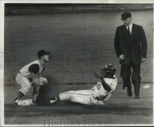 1959 Shortstop Dick Schofield & Wes Covington at the Stadium.-Historic Images