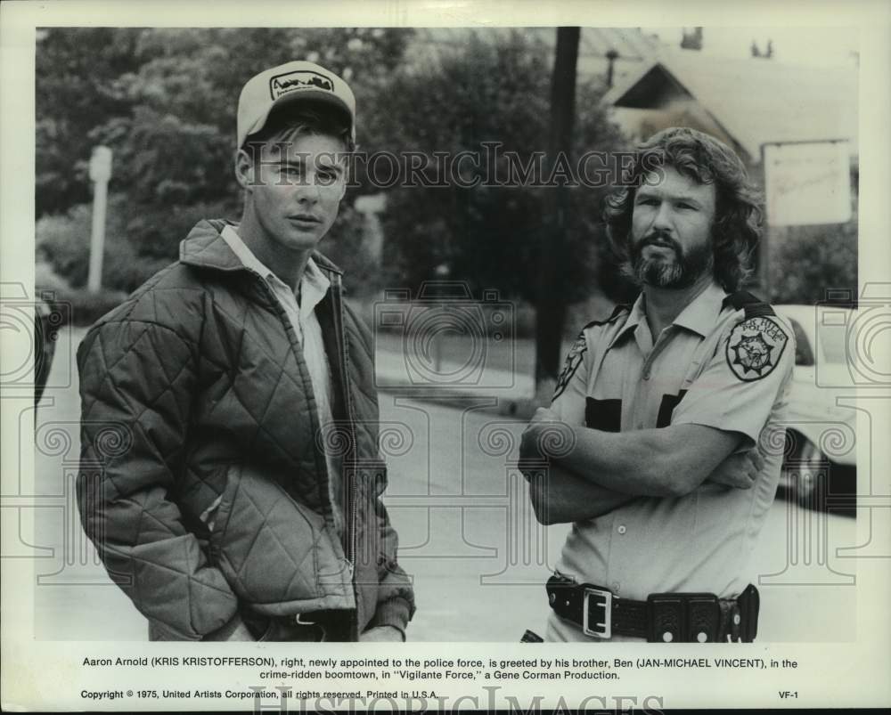 1975 Press Photo Kris Kristofferson acts in "Vigilante Force" movie - Historic Images