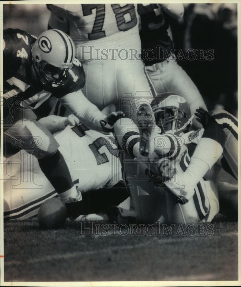 1992 Philadelphia Eagles vs. Green Bay Packers Game - Historic Images