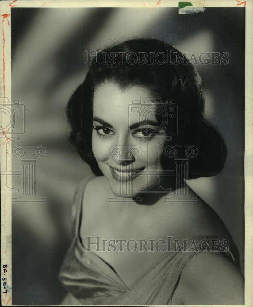 1959 Press Photo Actress Susan Kohner stars in "Big Fisherman" - mjx66122- Historic Images