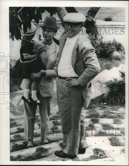 1067 Sophia Loren and others in Marino near Rome - Historic Images