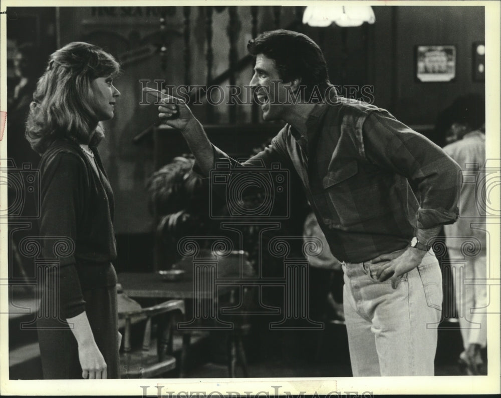 1986 Ted Danson and Shelley Long in an Episode of "Cheers" - Historic Images