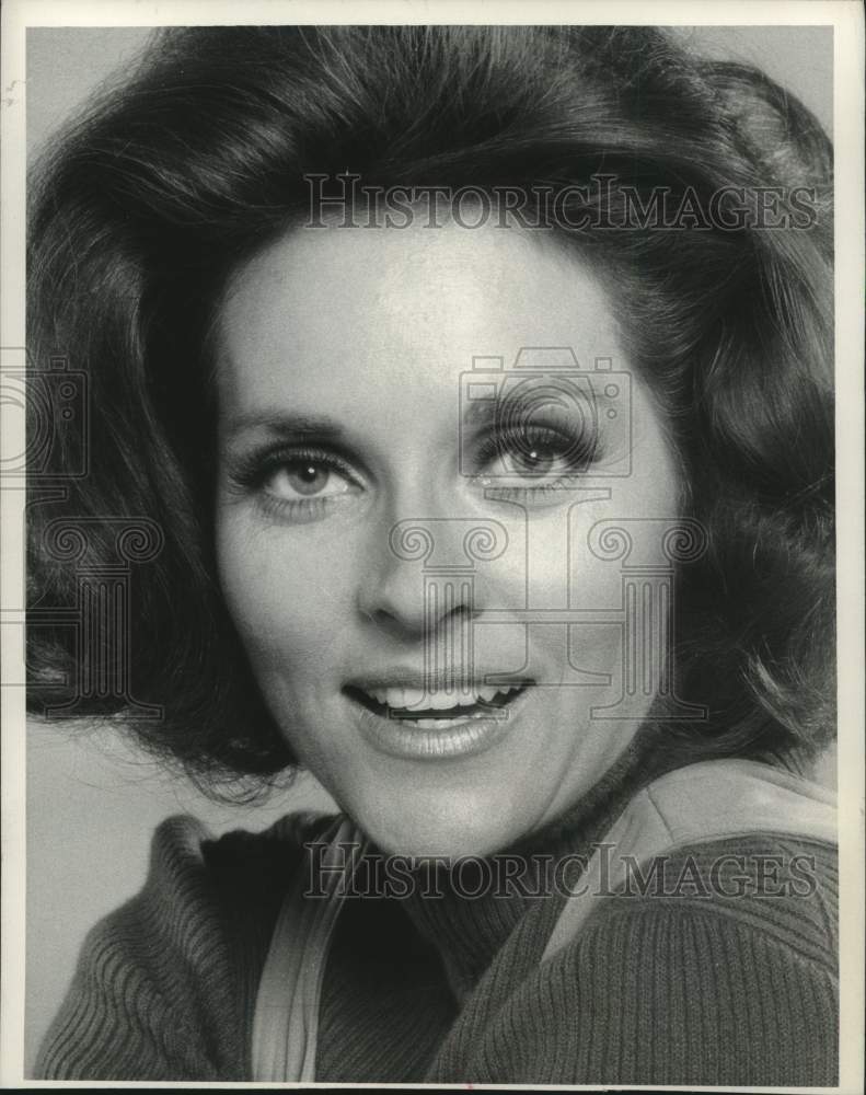 1974 Press Photo Actress Lee Meriwether - mjx67916- Historic Images