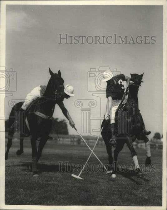 1966 Gene Schram and Ed Lutz try to get the ball for a shot - Historic Images