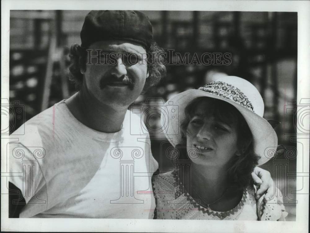 1977 Rob Reiner and Penny Marshall - Historic Images