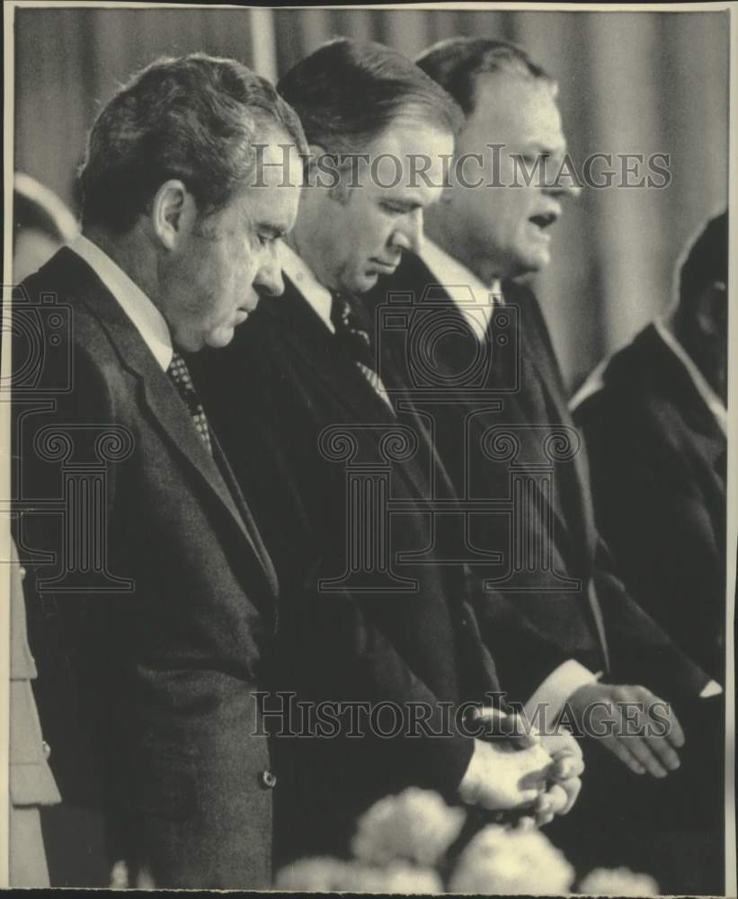 1973 President Nixon during prayer, annual National Prayer Breakfast - Historic Images