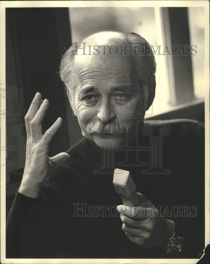 1973 Press Photo Norman Lear, American Television Writer/Producer - mjx76493- Historic Images