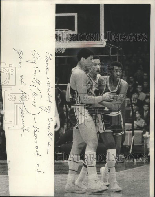 1969 Milwaukee Bucks vs. Baltimore Bullets - Historic Images